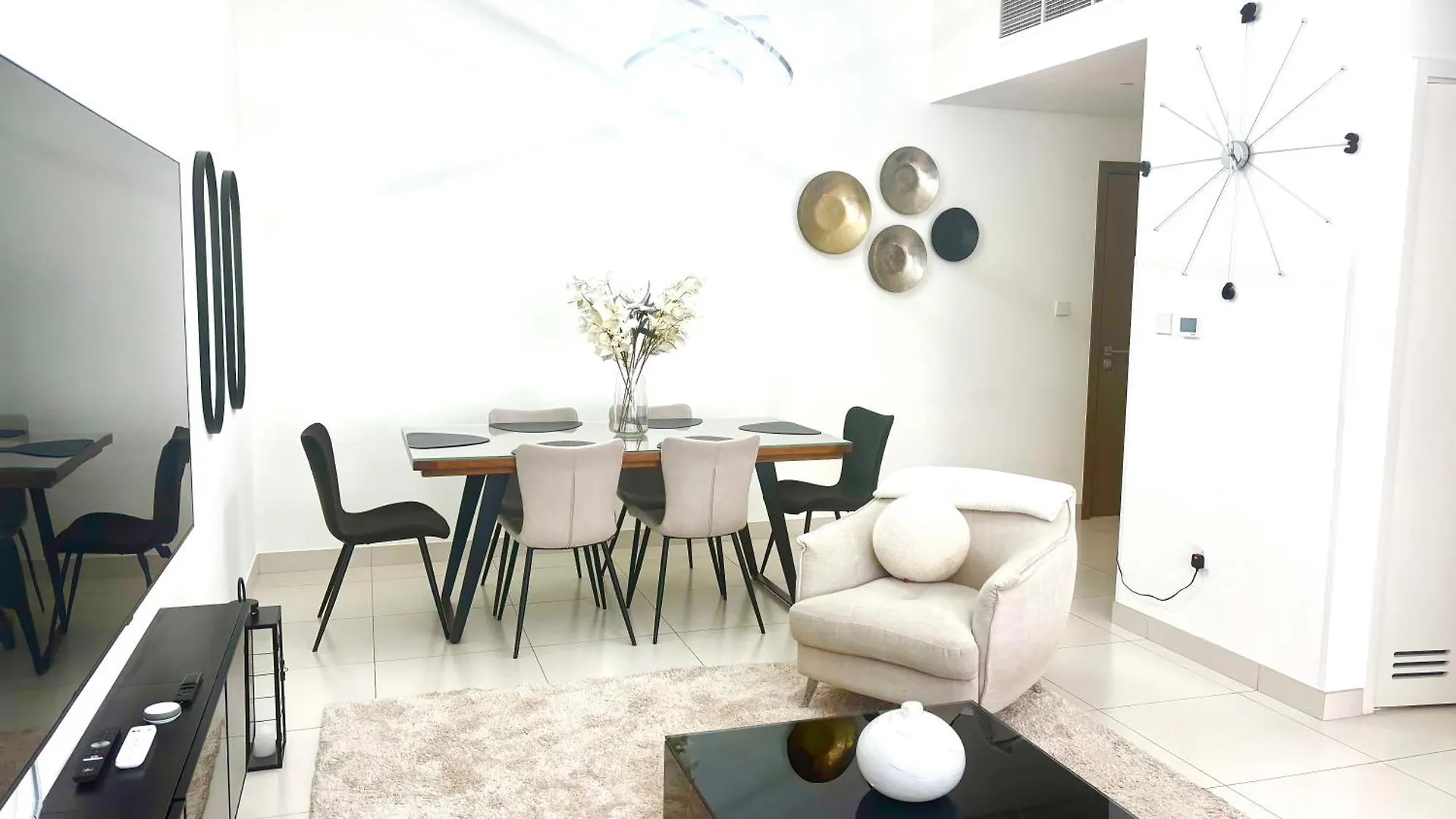 Enjoy A Modern And Trendy Apartment In The Heart Of Dubai Emirati Arabi Uniti