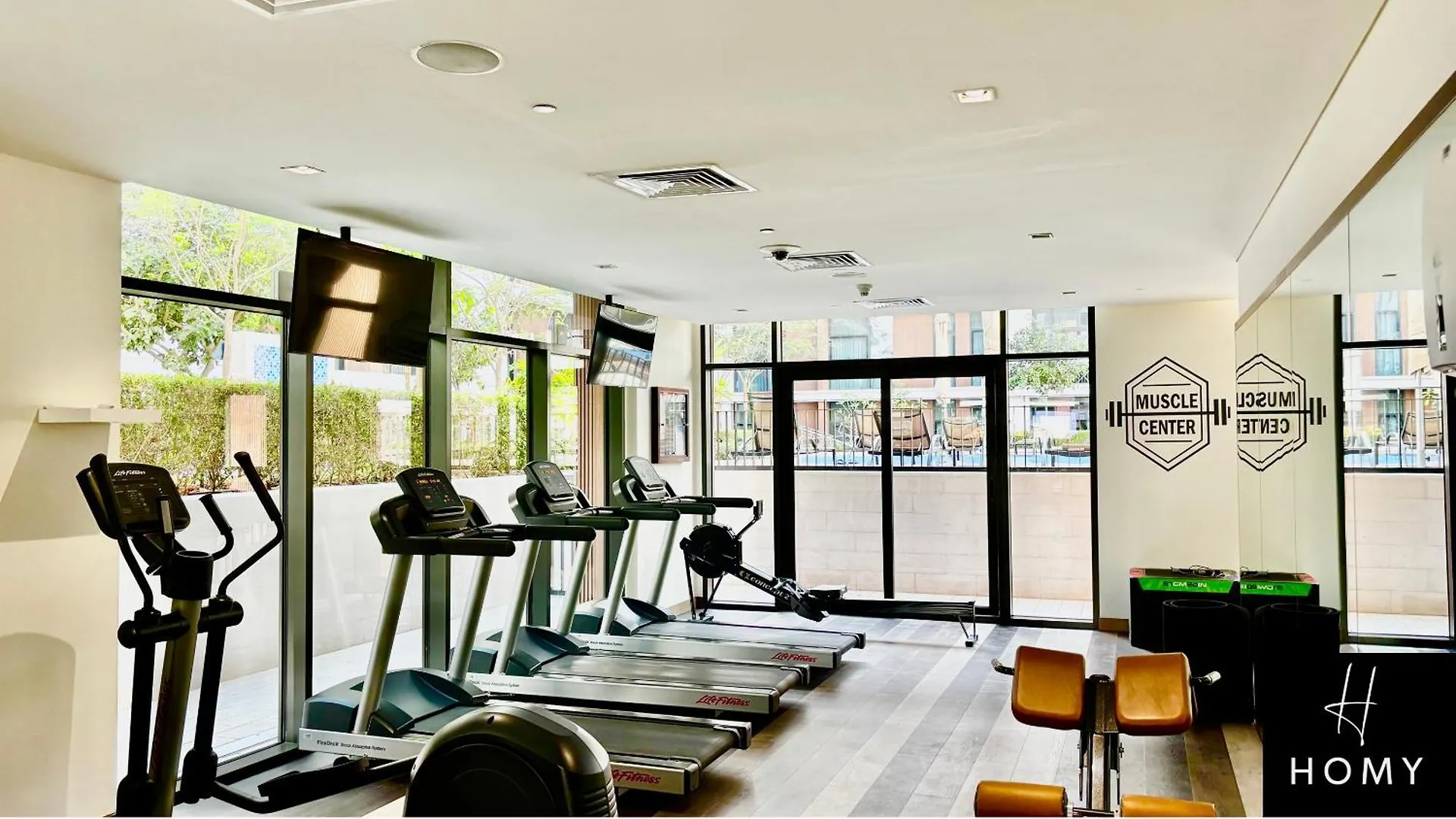 Enjoy A Modern And Trendy Apartment In The Heart Of Dubai 0*,