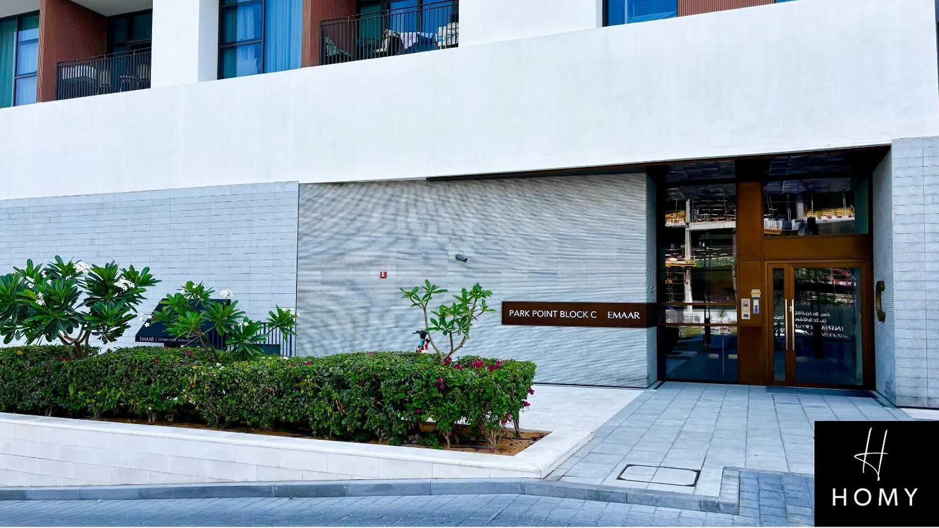 Enjoy A Modern And Trendy Apartment In The Heart Of Dubai